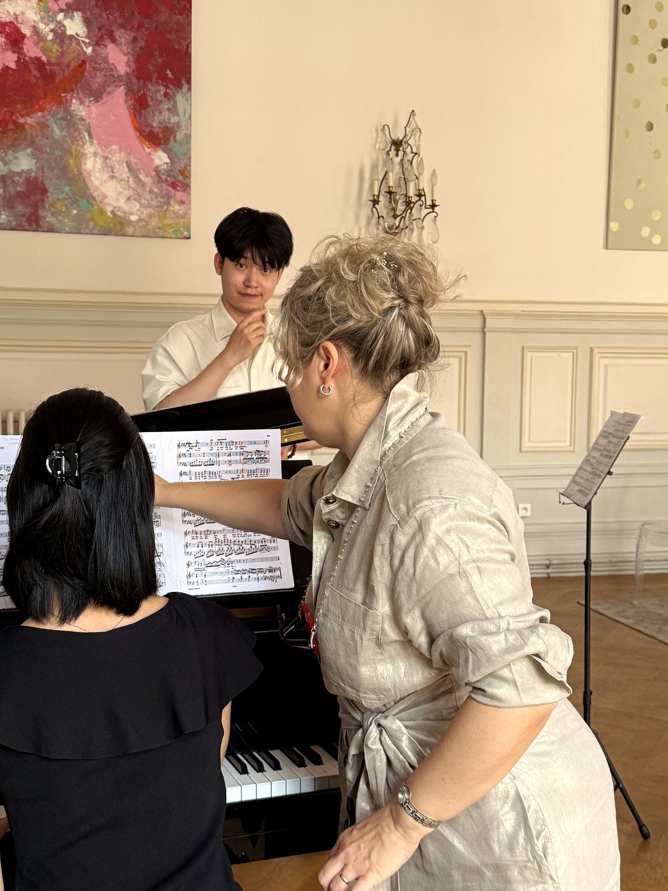 Masterclass au piano avec un candidat et sa pédagogue