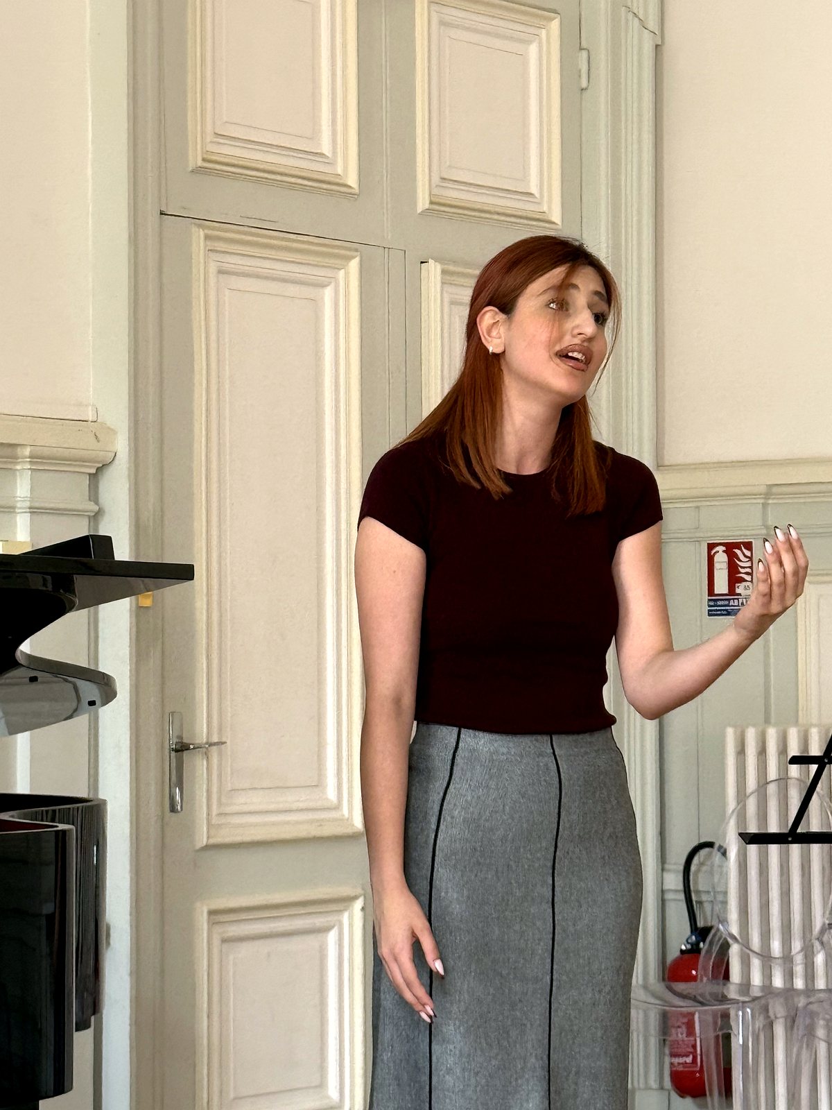 Une candidate interprétant son programme lors des auditions